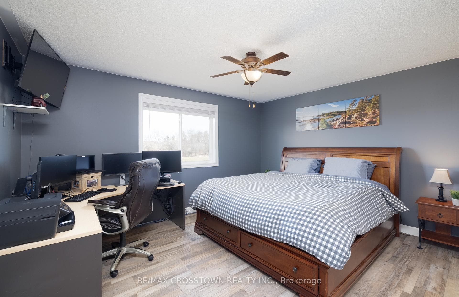 76 O'Neill Circle photo 15