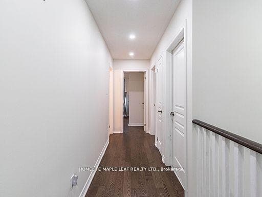 47 Hawke Crescent photo 31