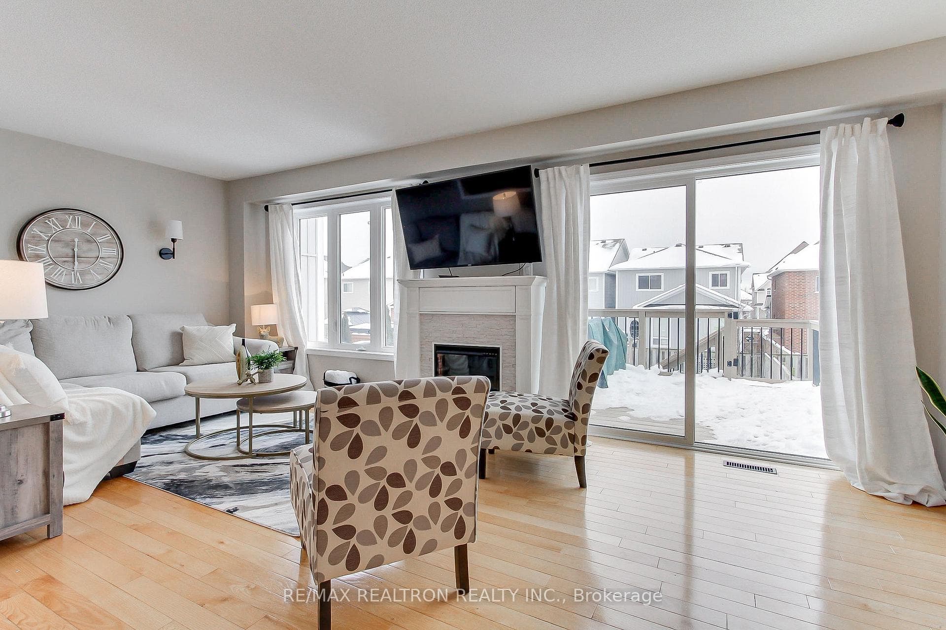 144 Shrewsbury Drive photo 13