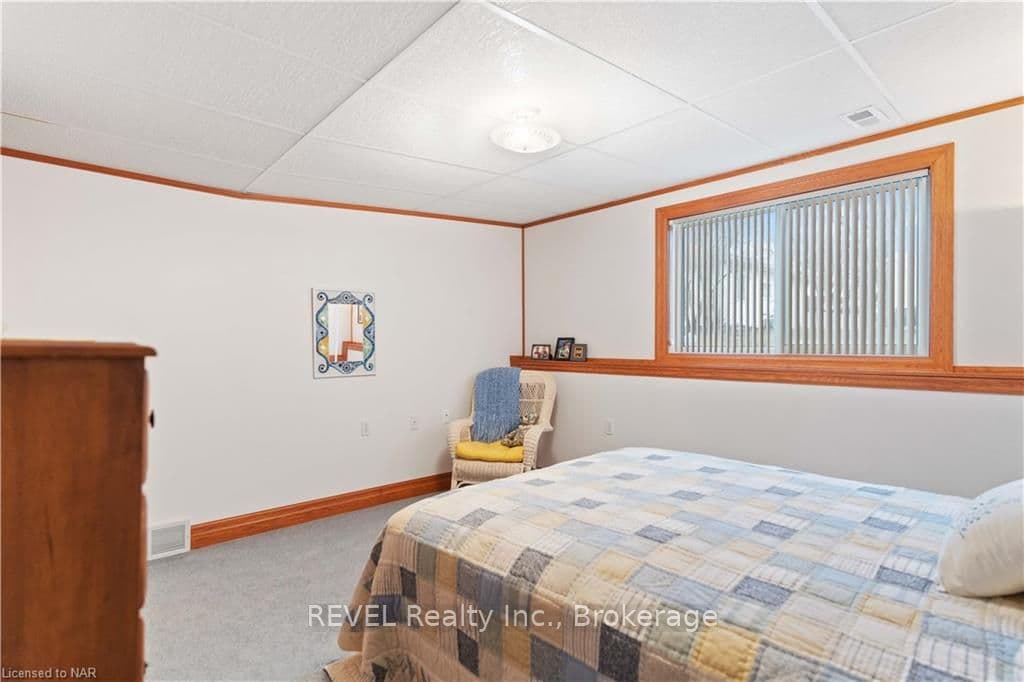 4128 BRIDGEWATER Street photo 32