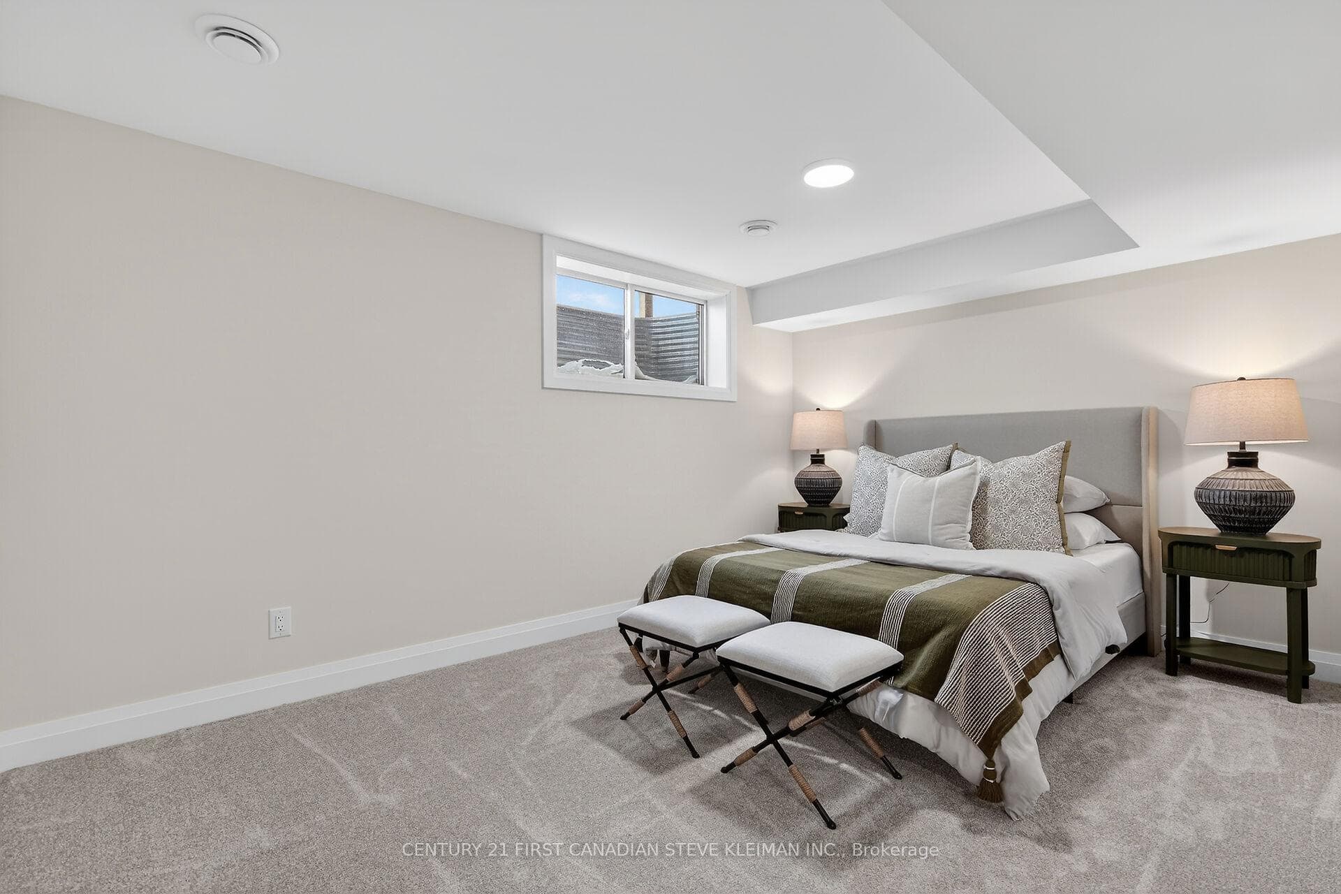 Seperate Suite Bedroom