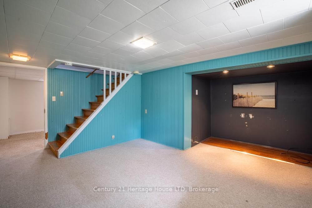 68 Wallace Avenue photo 24