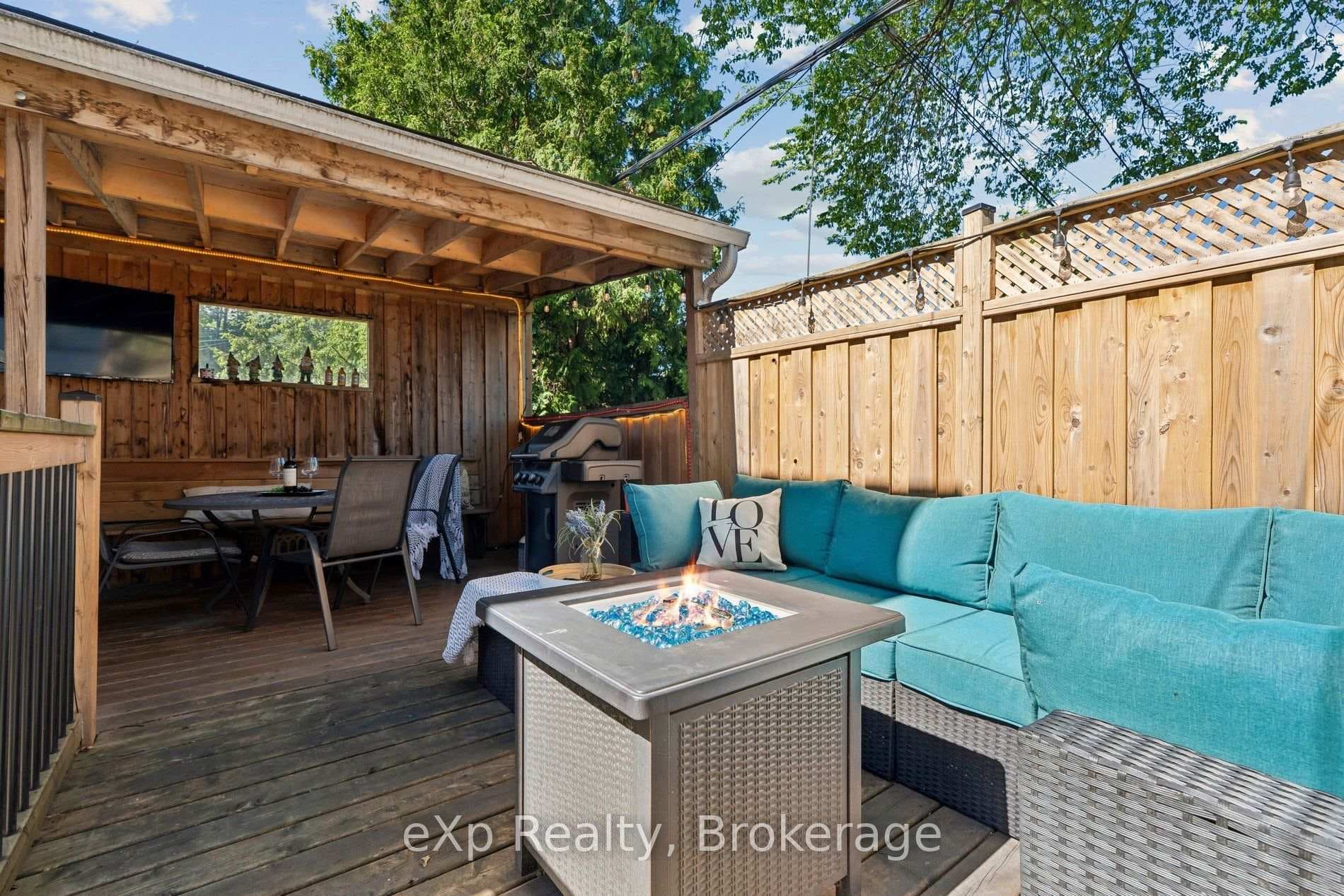 313 Bartlett Avenue photo 35