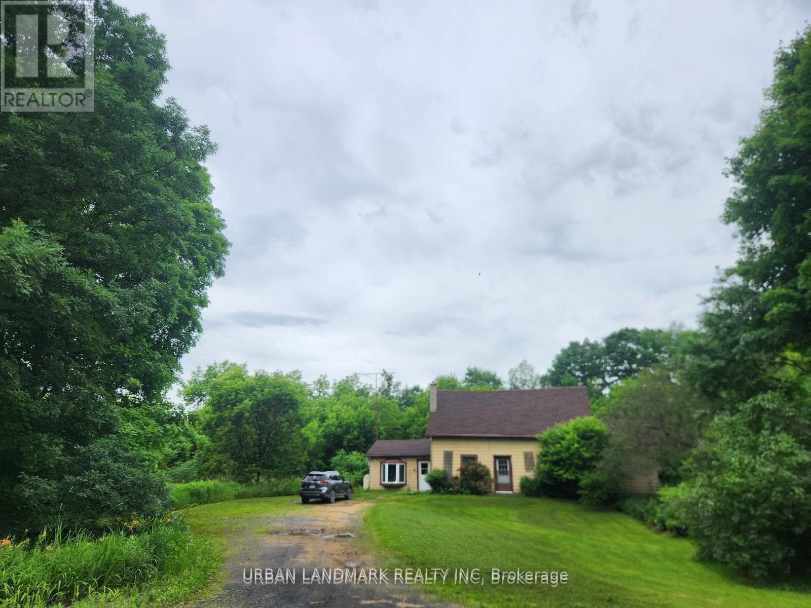 636 Old Marmora Road photo 1