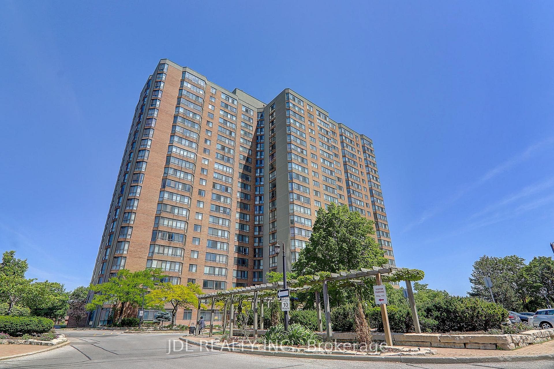 25 Bamburgh Circle Unit 636 photo 1