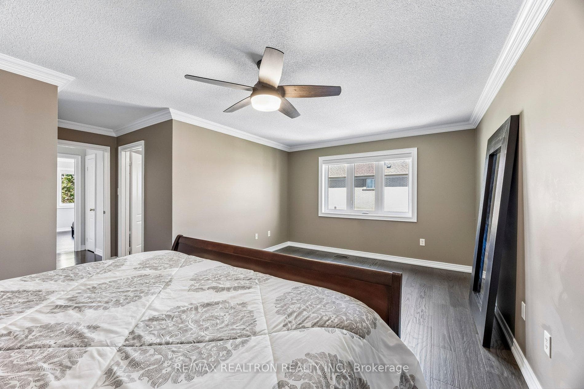 18 Hayfield Crescent photo 31