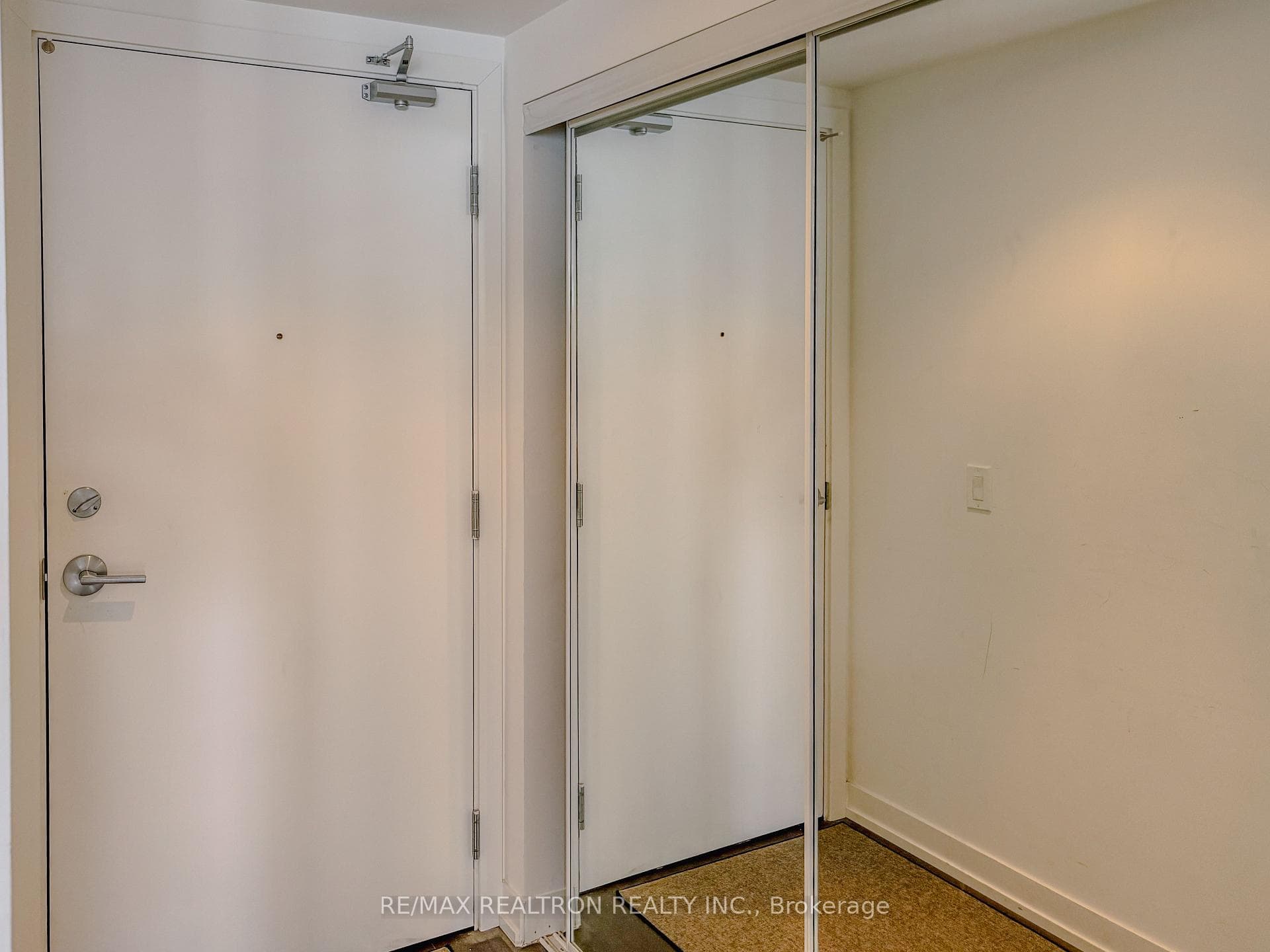 85 Wood Street Unit 4017 photo 3
