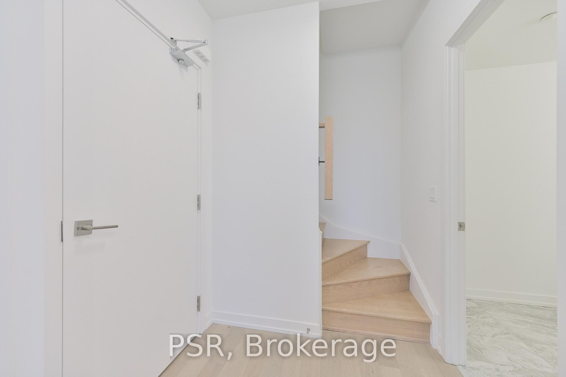 11 Walder Lane Unit J310 photo 4