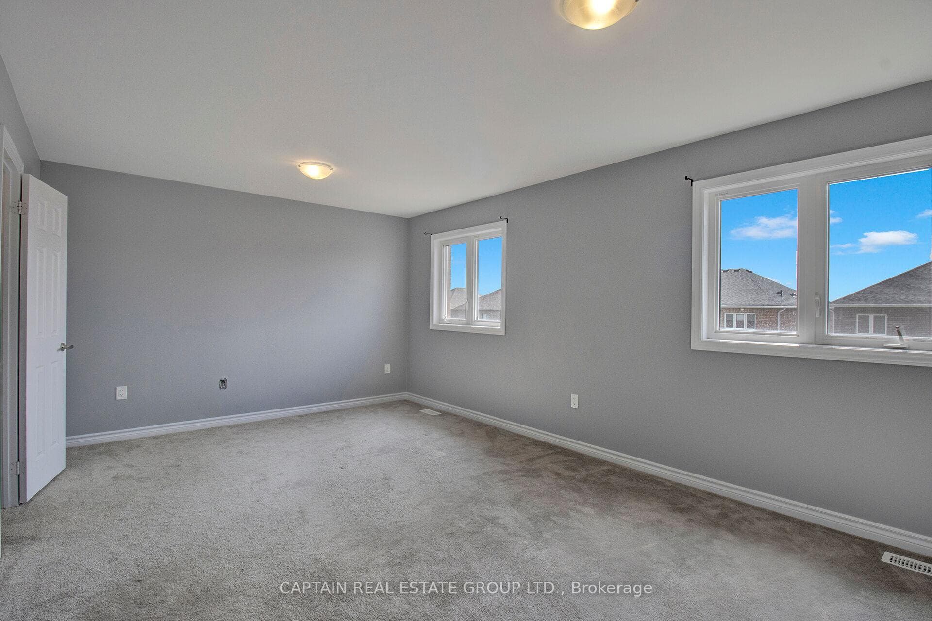 232 Ridley Crescent photo 24