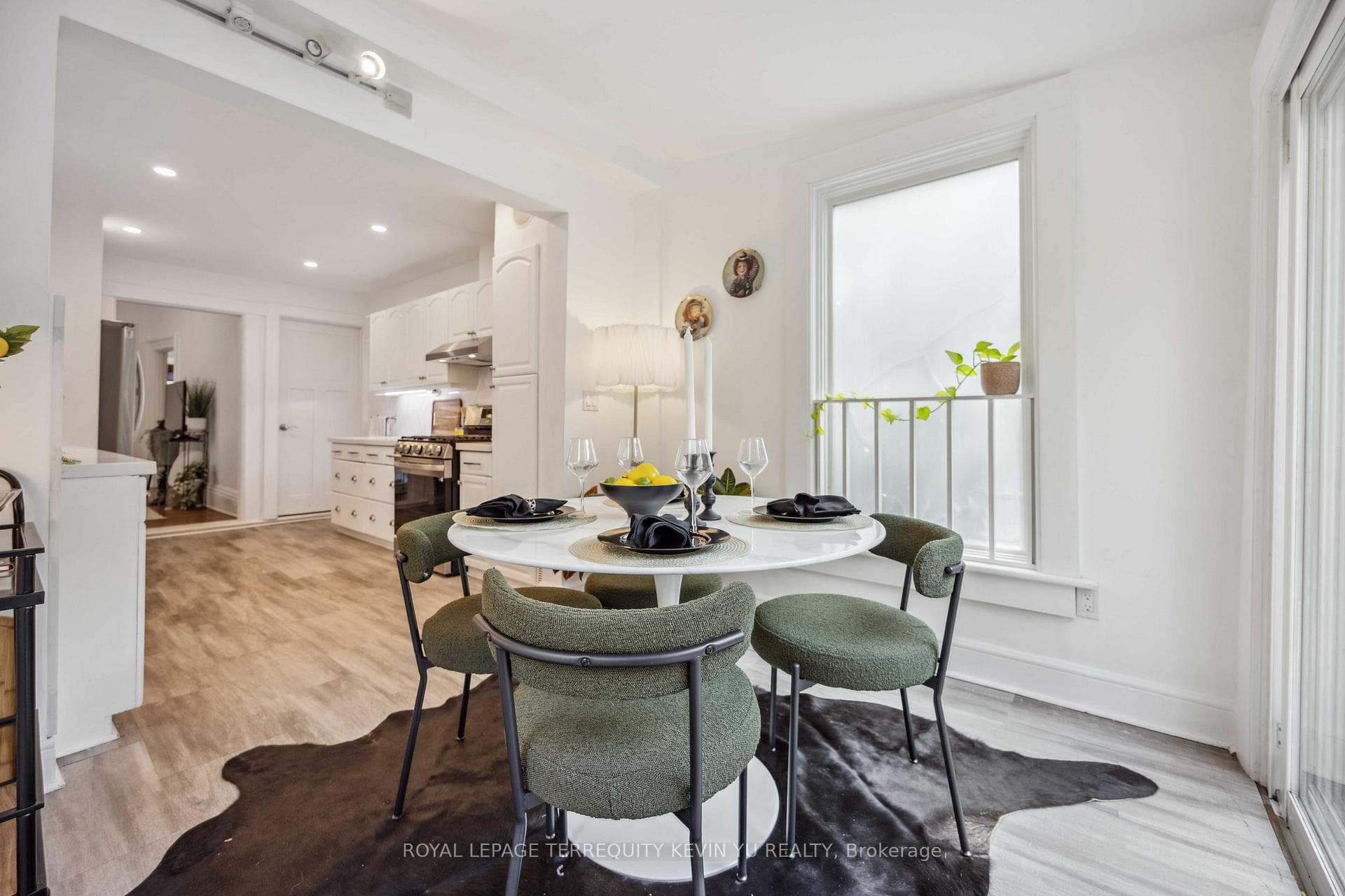 102 Bleecker Street photo 6
