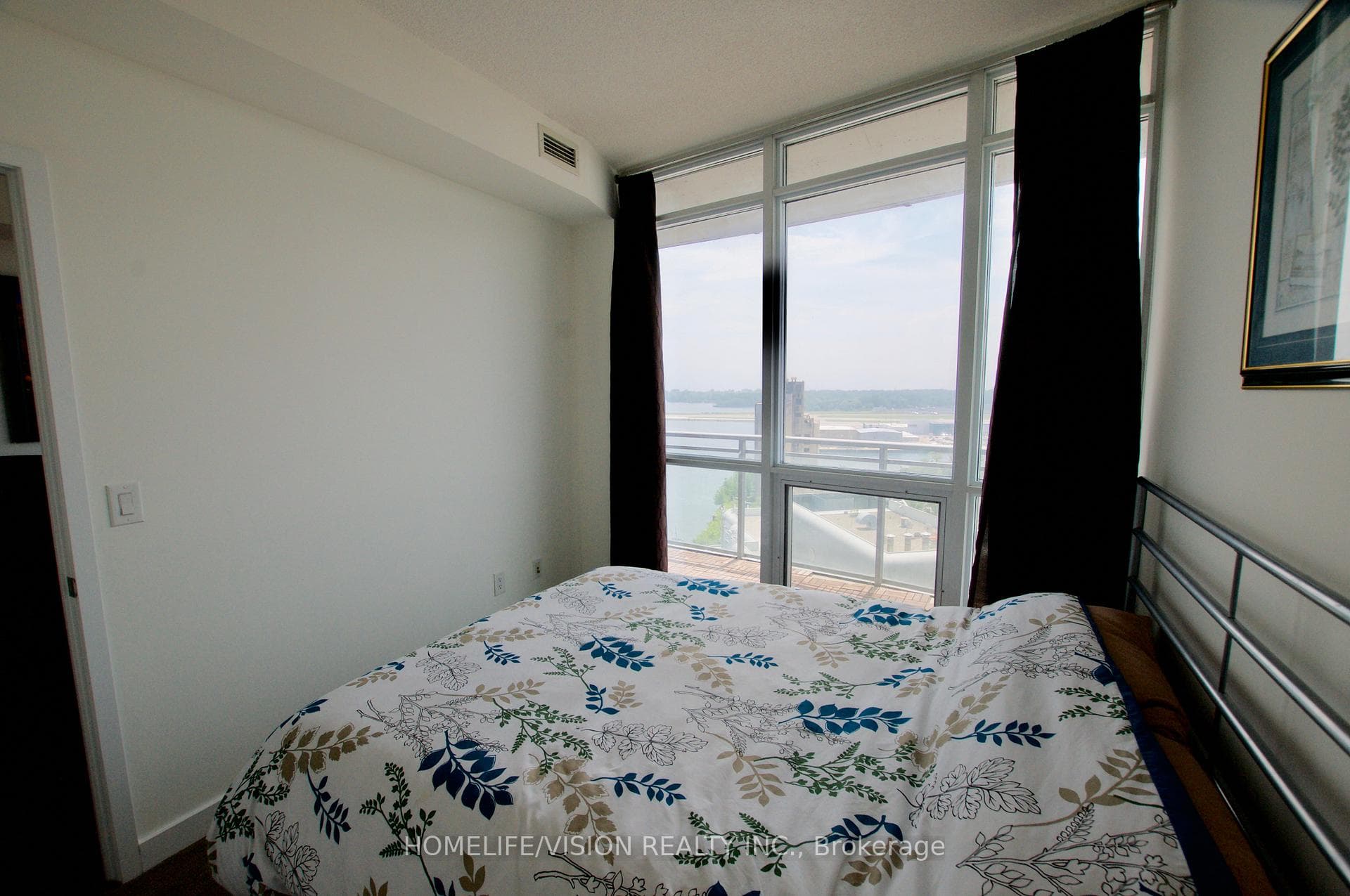 38 Dan Leckie Way Unit 2116 photo 17