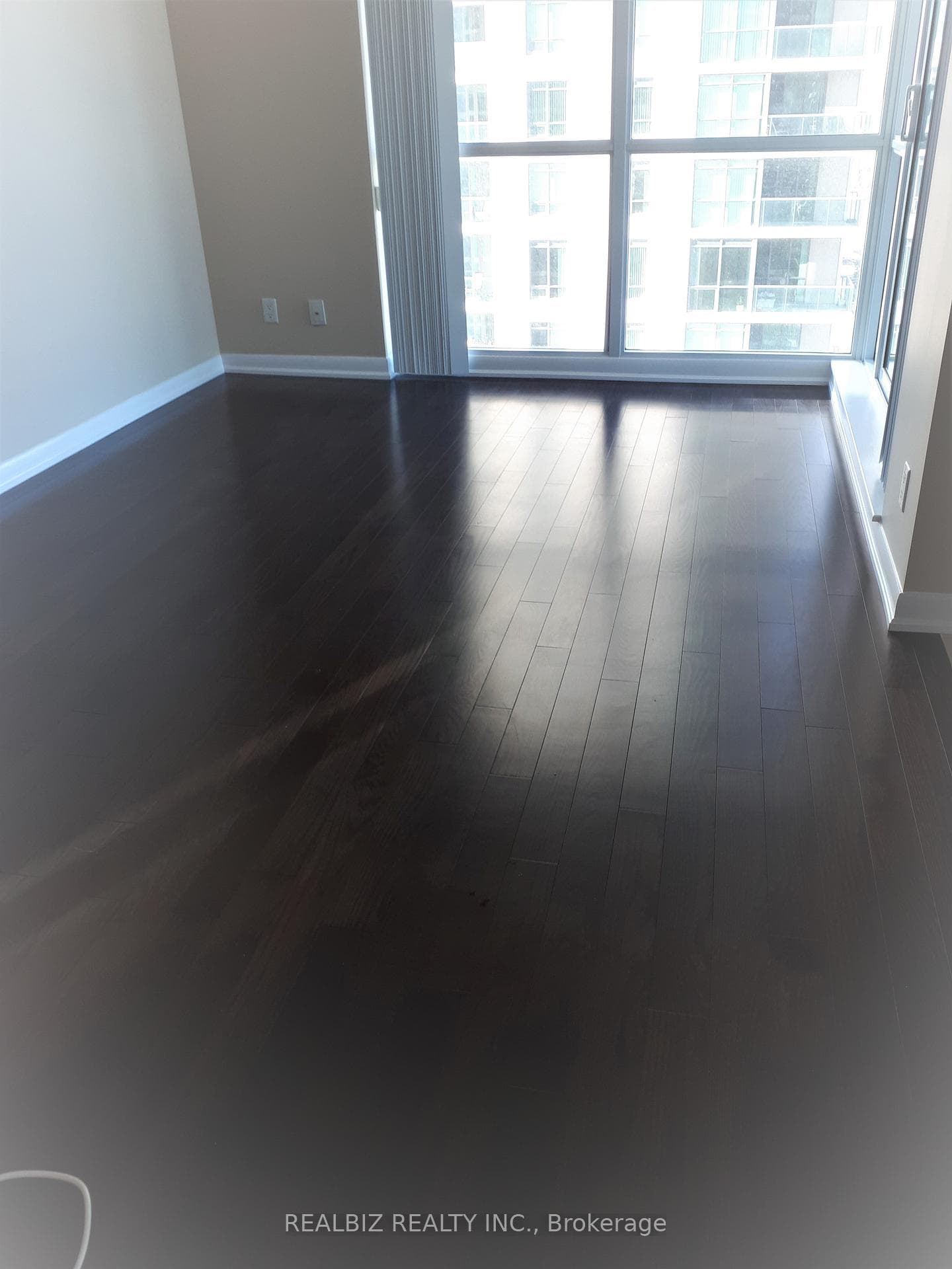 215 Sherway Gardens Road Unit 1507 photo 4