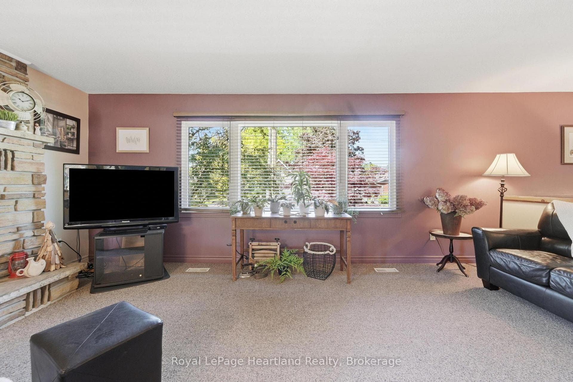 235 Hincks Street photo 6