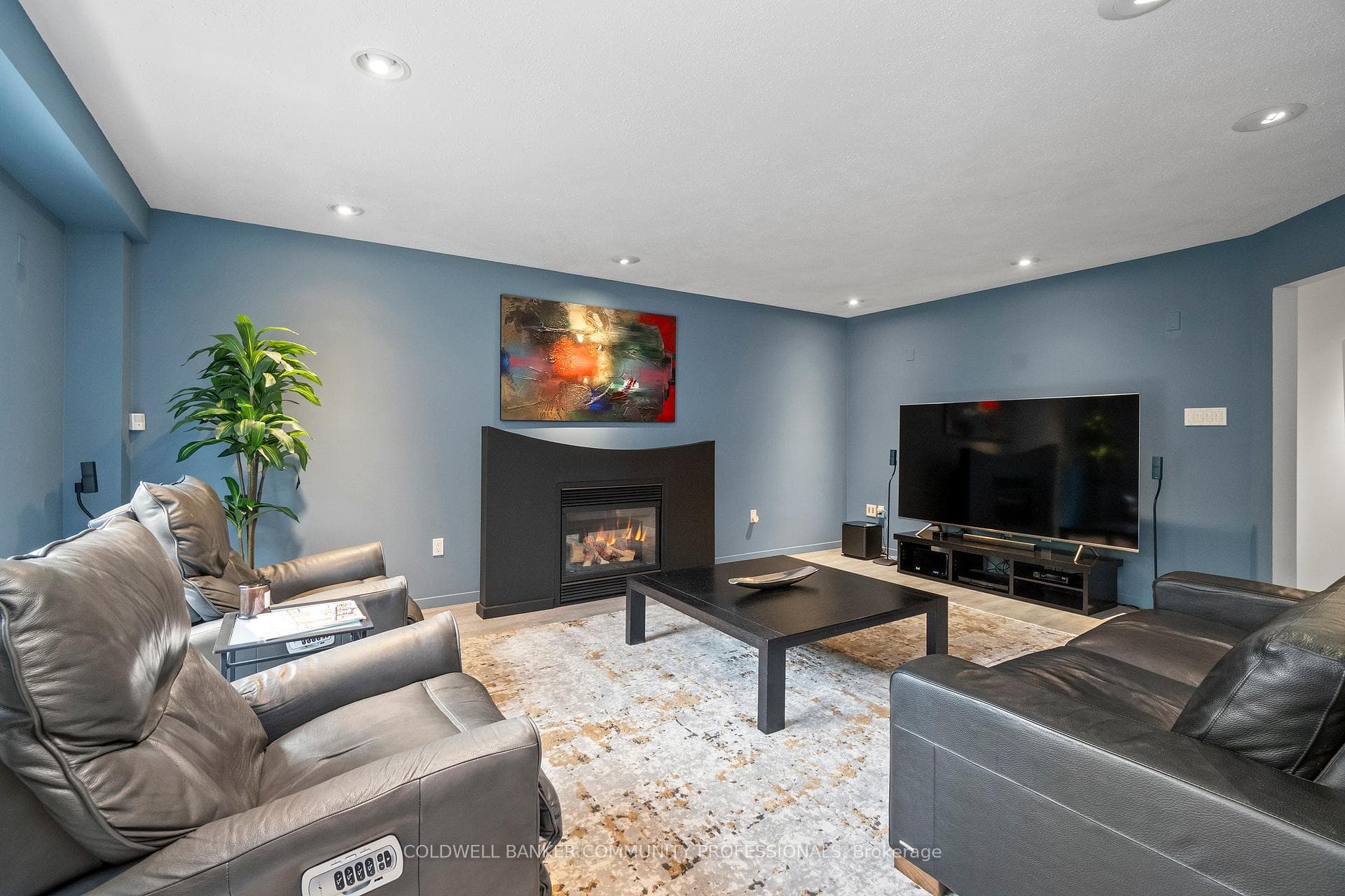 74 Valmont Street photo 12