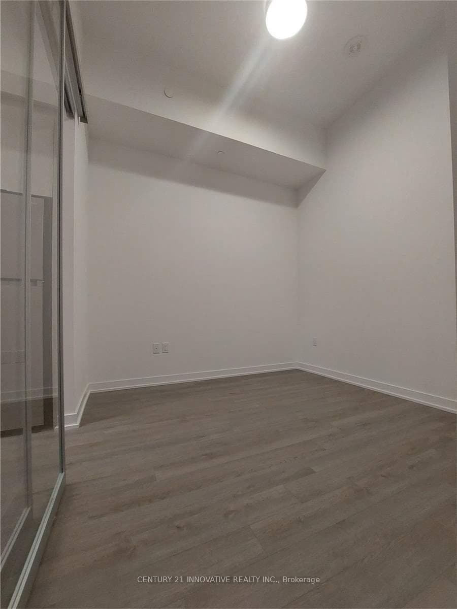 357 King Street Unit 505 photo 10
