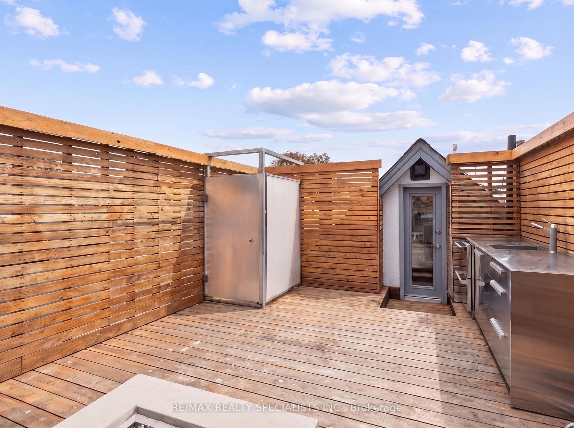 418 Ossington Avenue photo 34