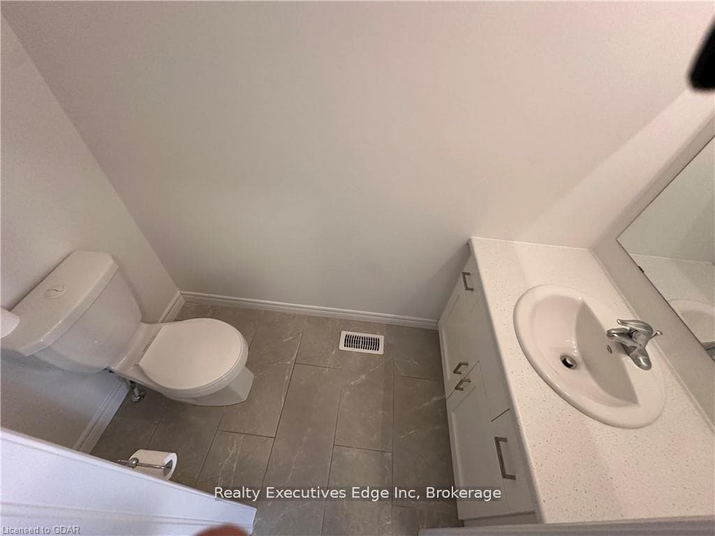 49 DALLAN Drive photo 2