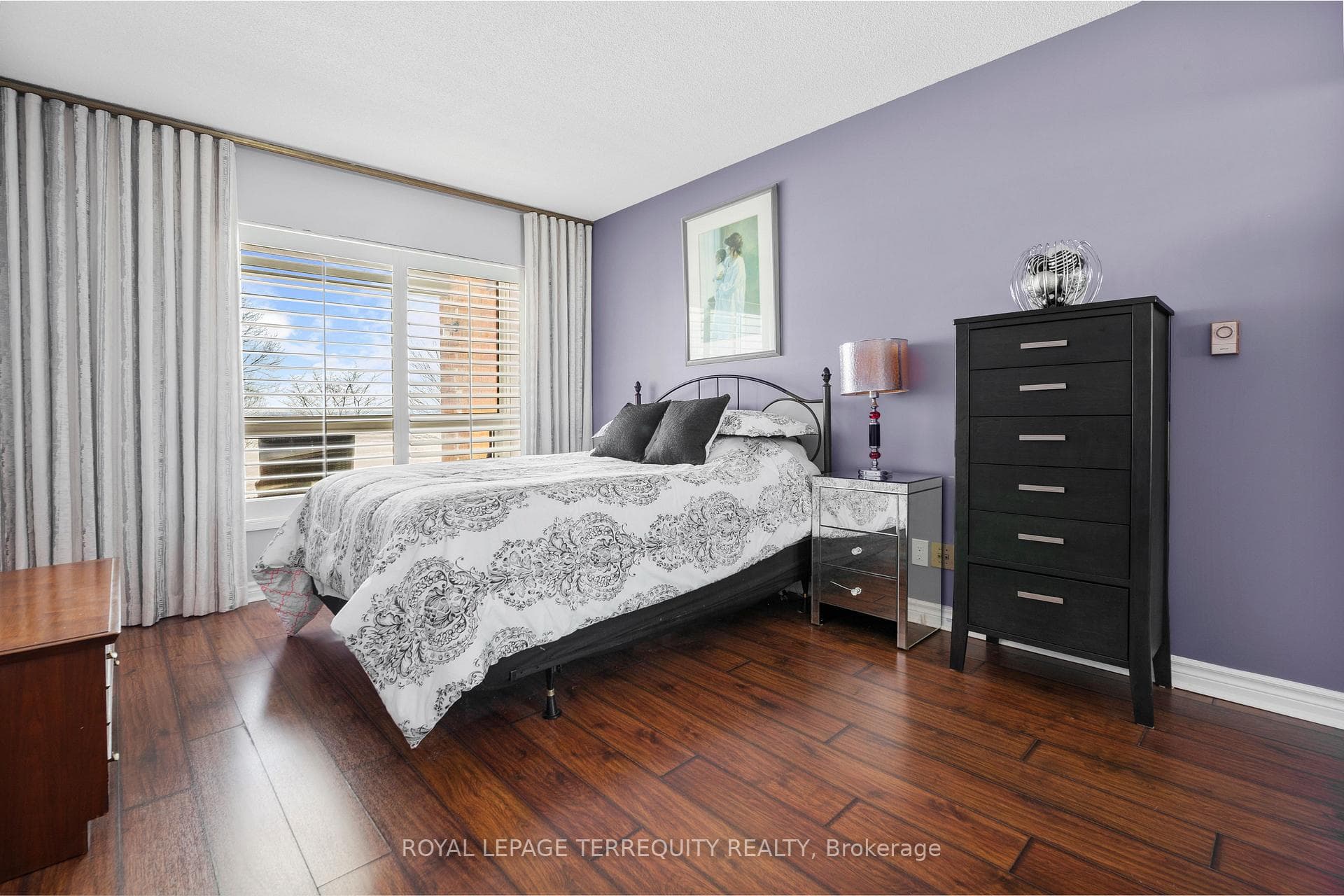 155 Timmins Street Unit 112 photo 21