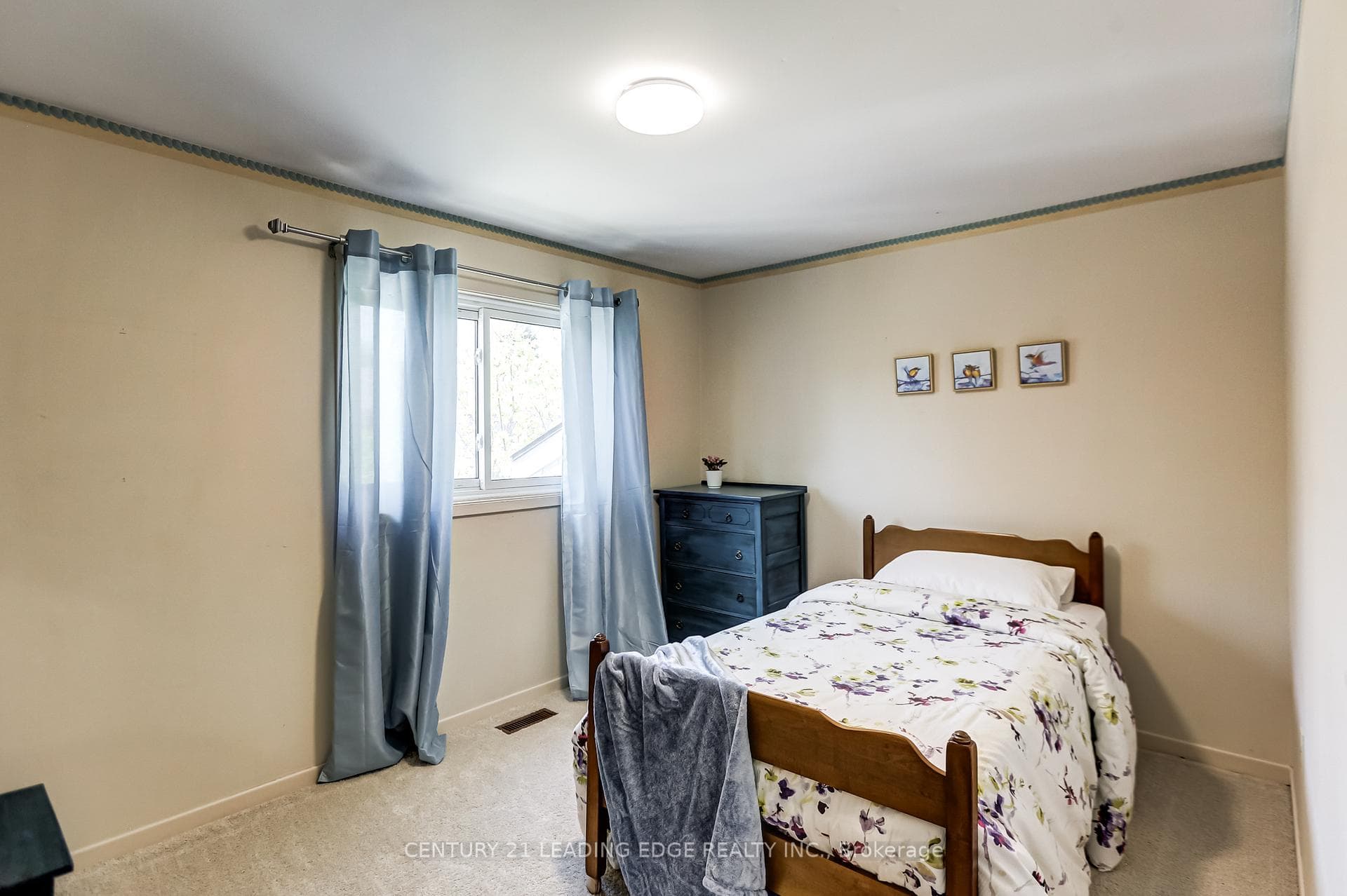 646 VILLAGE Parkway Unit 23 photo 27