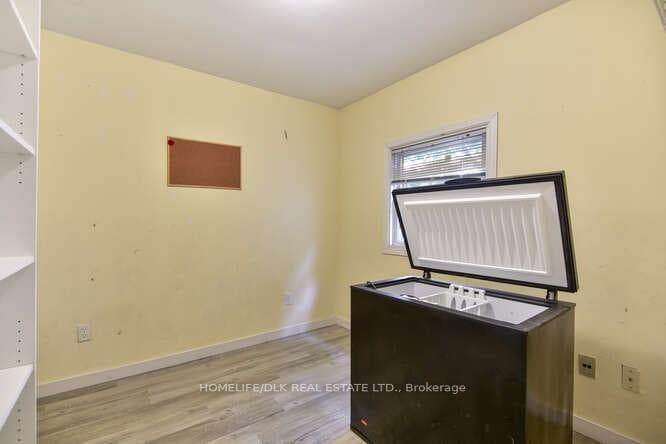 2 BIRCH Avenue photo 8