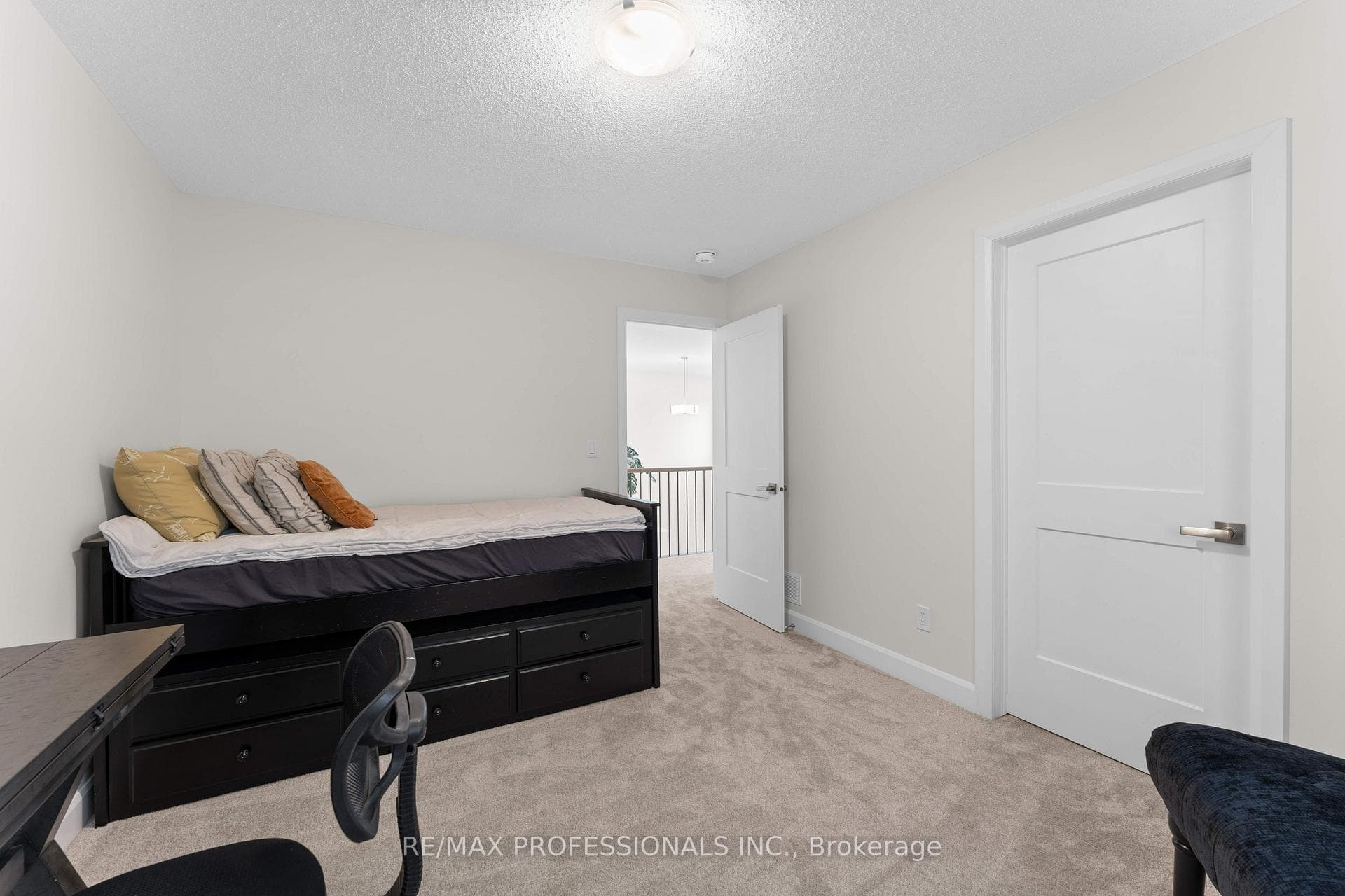 1395 Monarch Drive photo 33