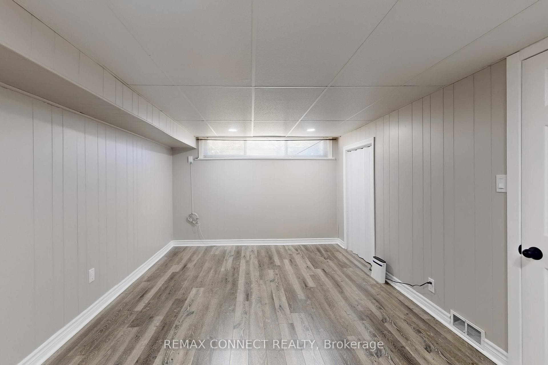 326 Rosedale Drive Unit Bsmt photo 18