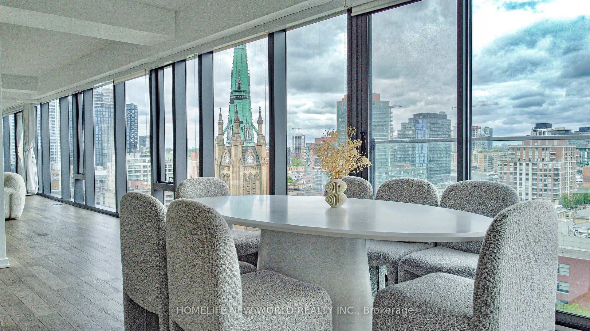 60 Colborne Street Unit 1502 photo 8