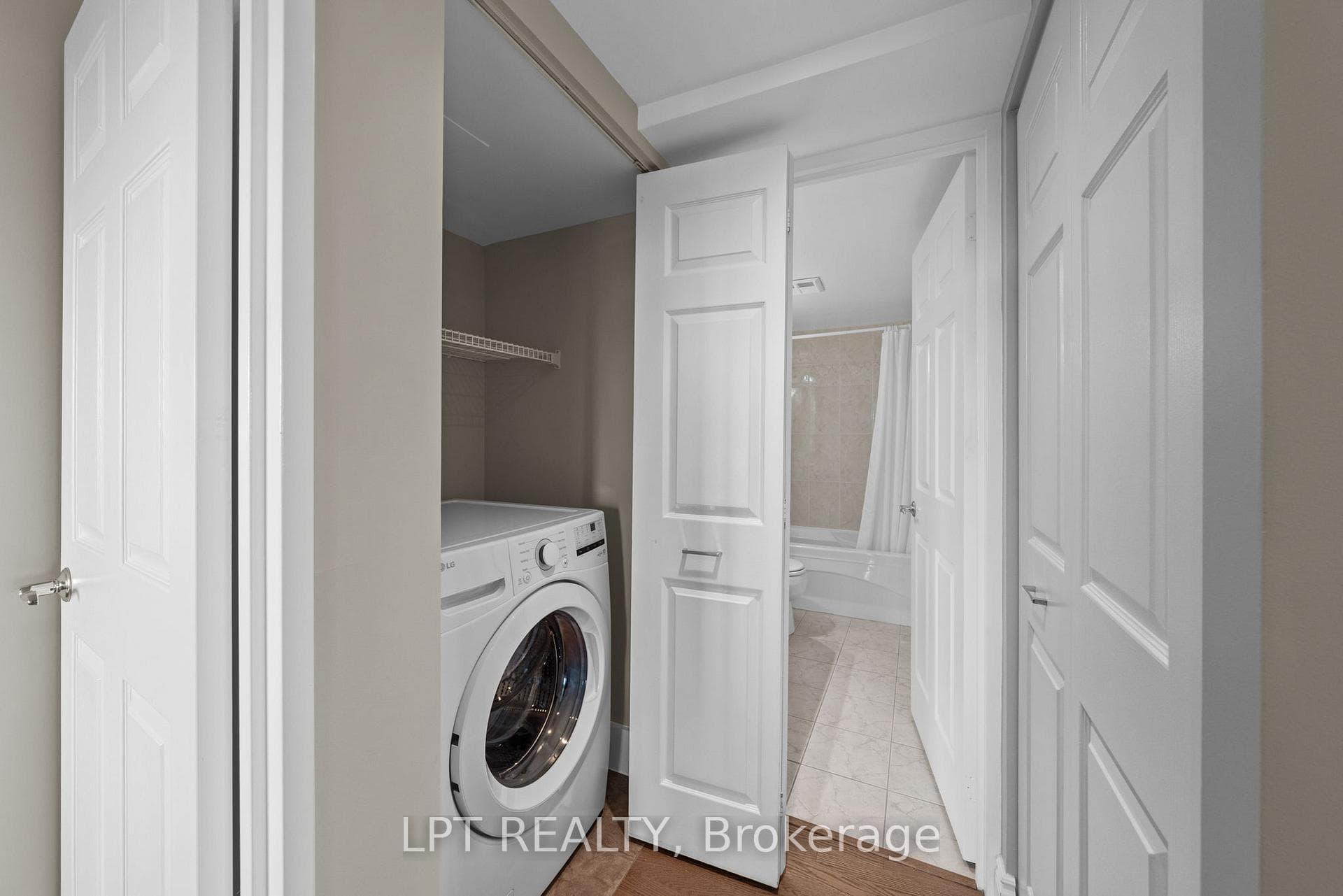 1510 Riverside Drive Unit 1505 photo 30
