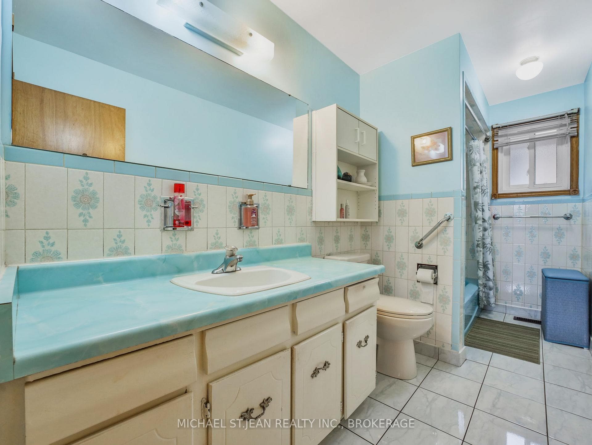 256 West 18th Street photo 28