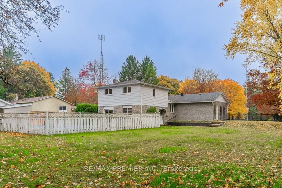11 Pineridge Drive photo 34