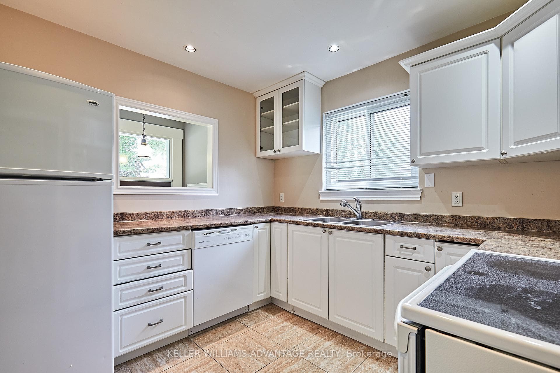 88 Burcher Road Unit Main photo 8