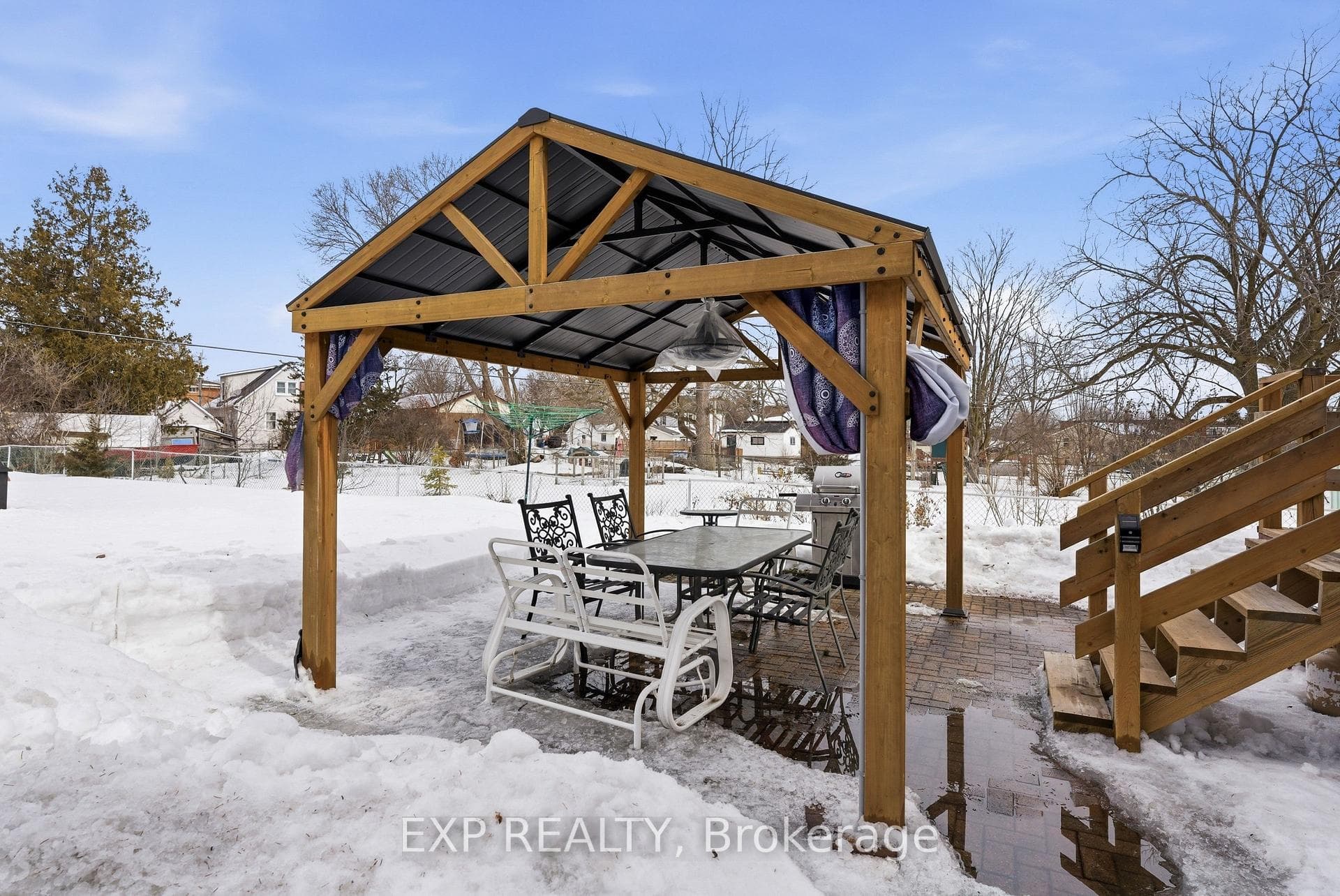 56 Graham Street photo 43