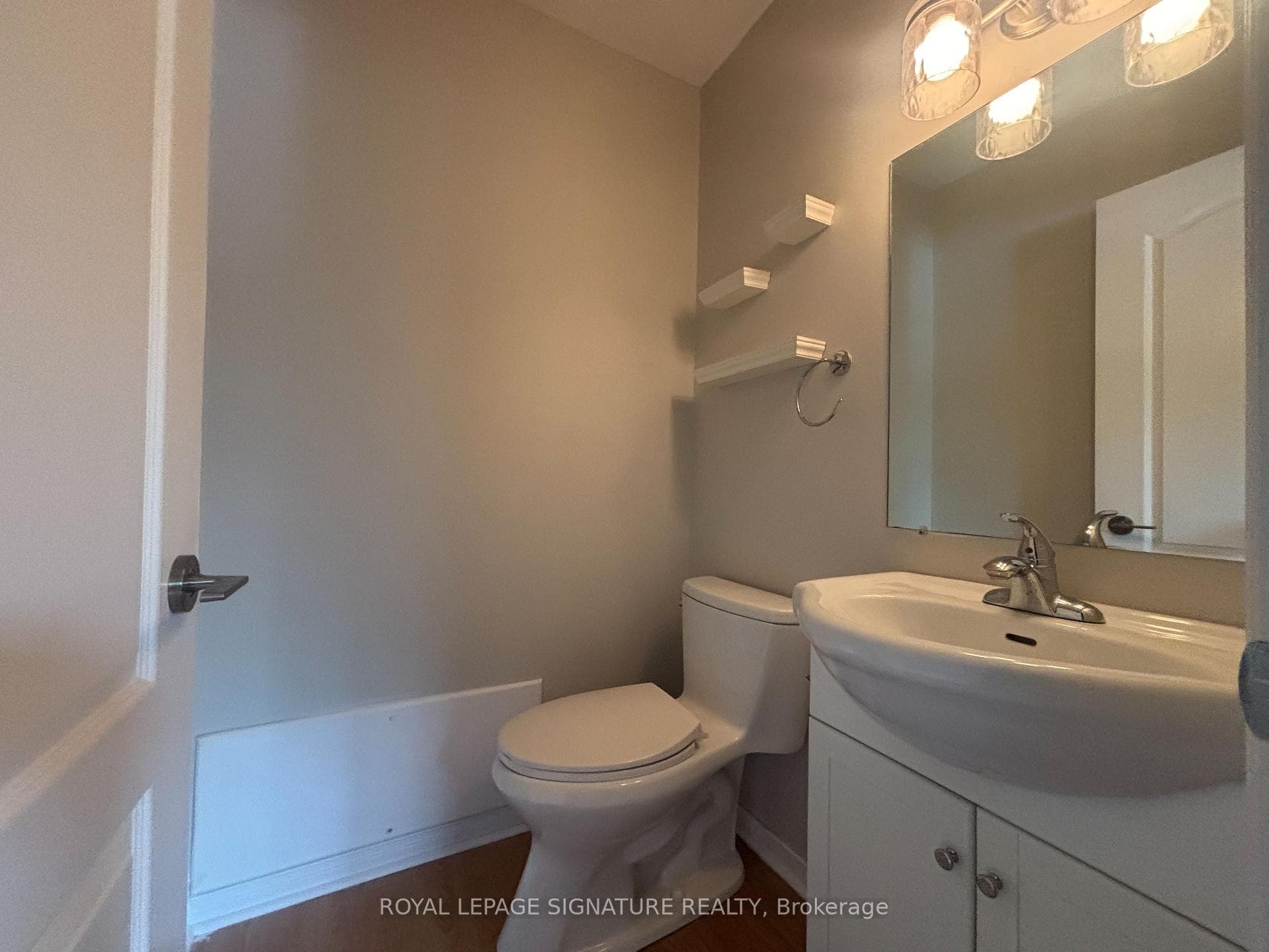 23 Marley Crescent photo 16