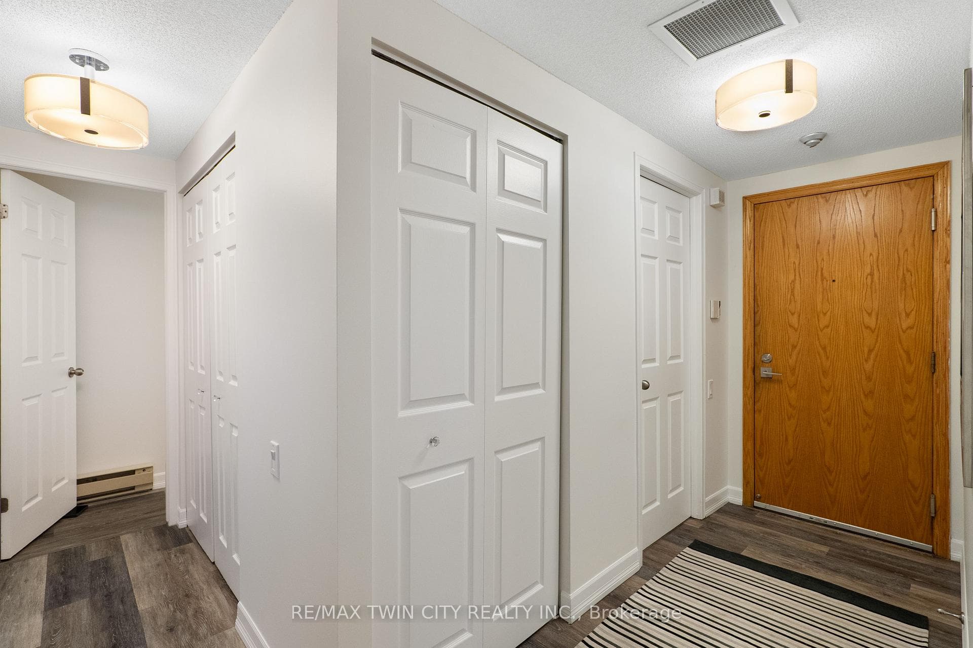10 Ellen Street Unit 107 photo 6