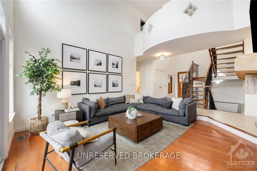 1327 SOUTH BEACH Boulevard photo 6