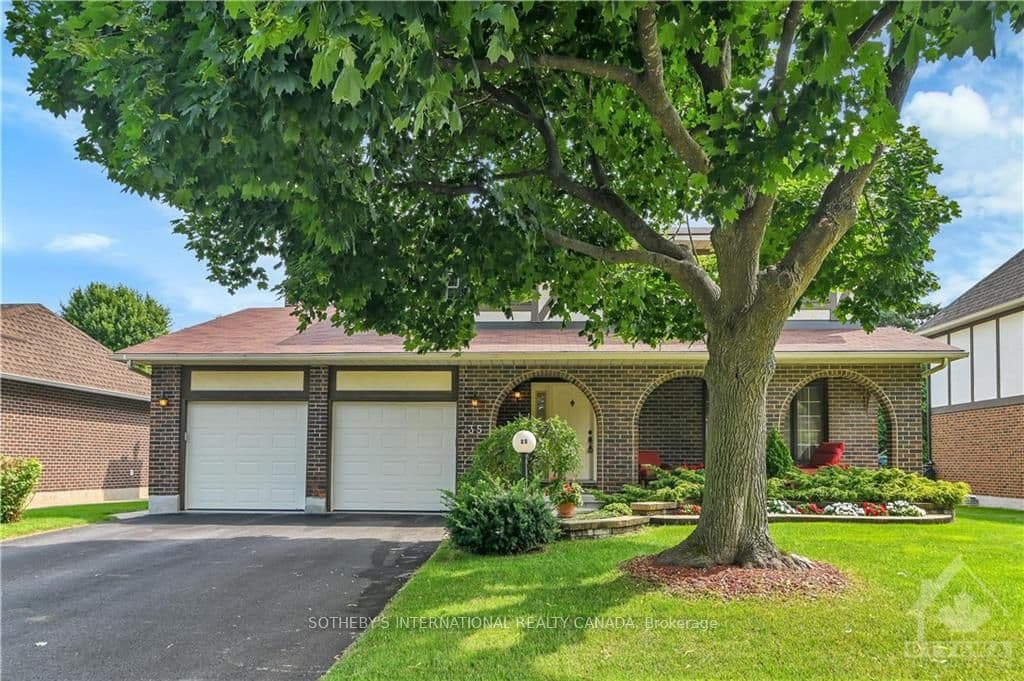 35 HOLITMAN Drive photo 2