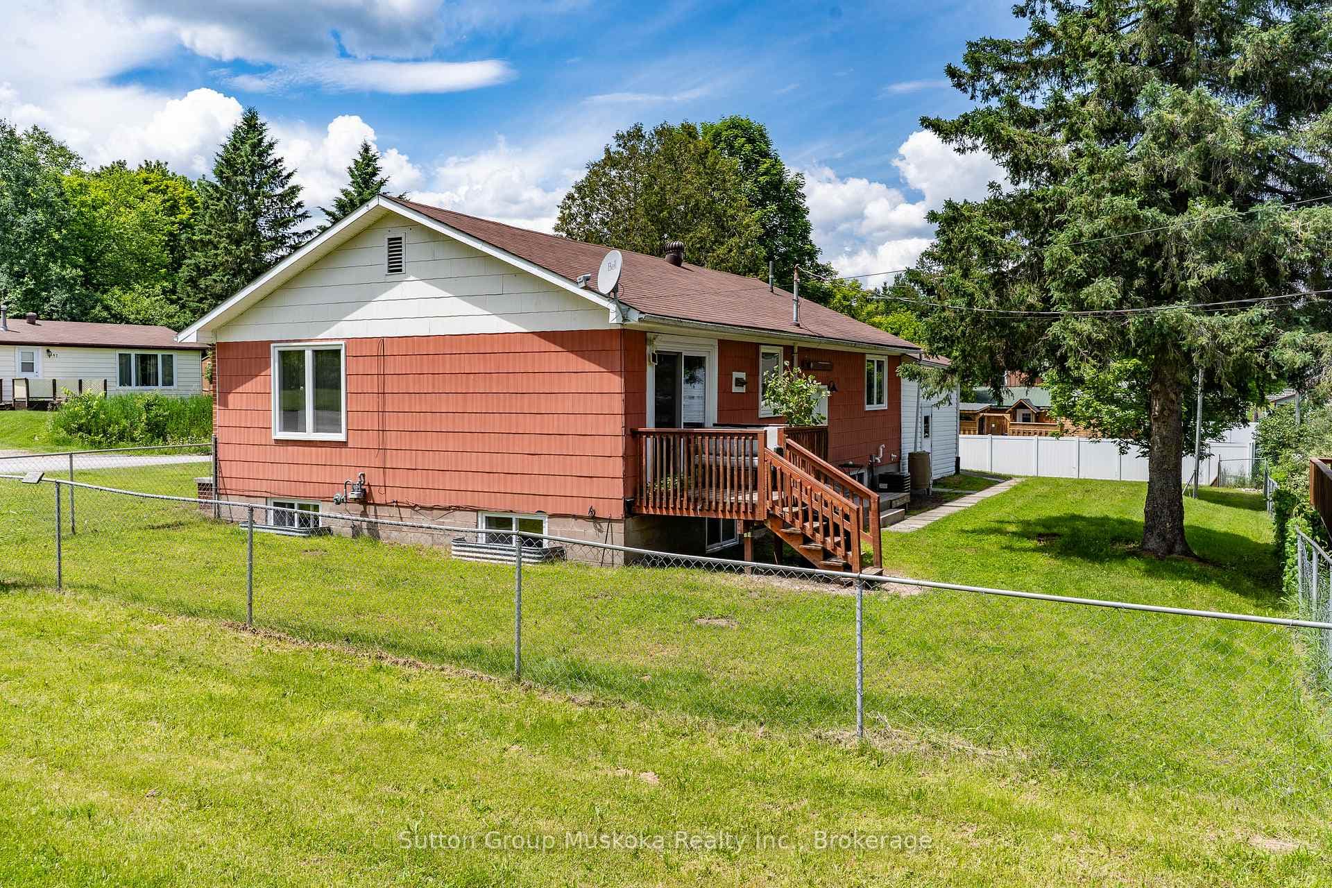 146 Simpson Street photo 7