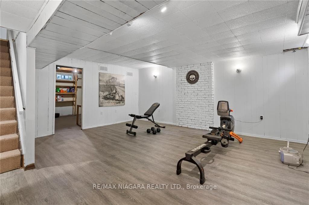 5815 Swayze Drive Unit 7 photo 17