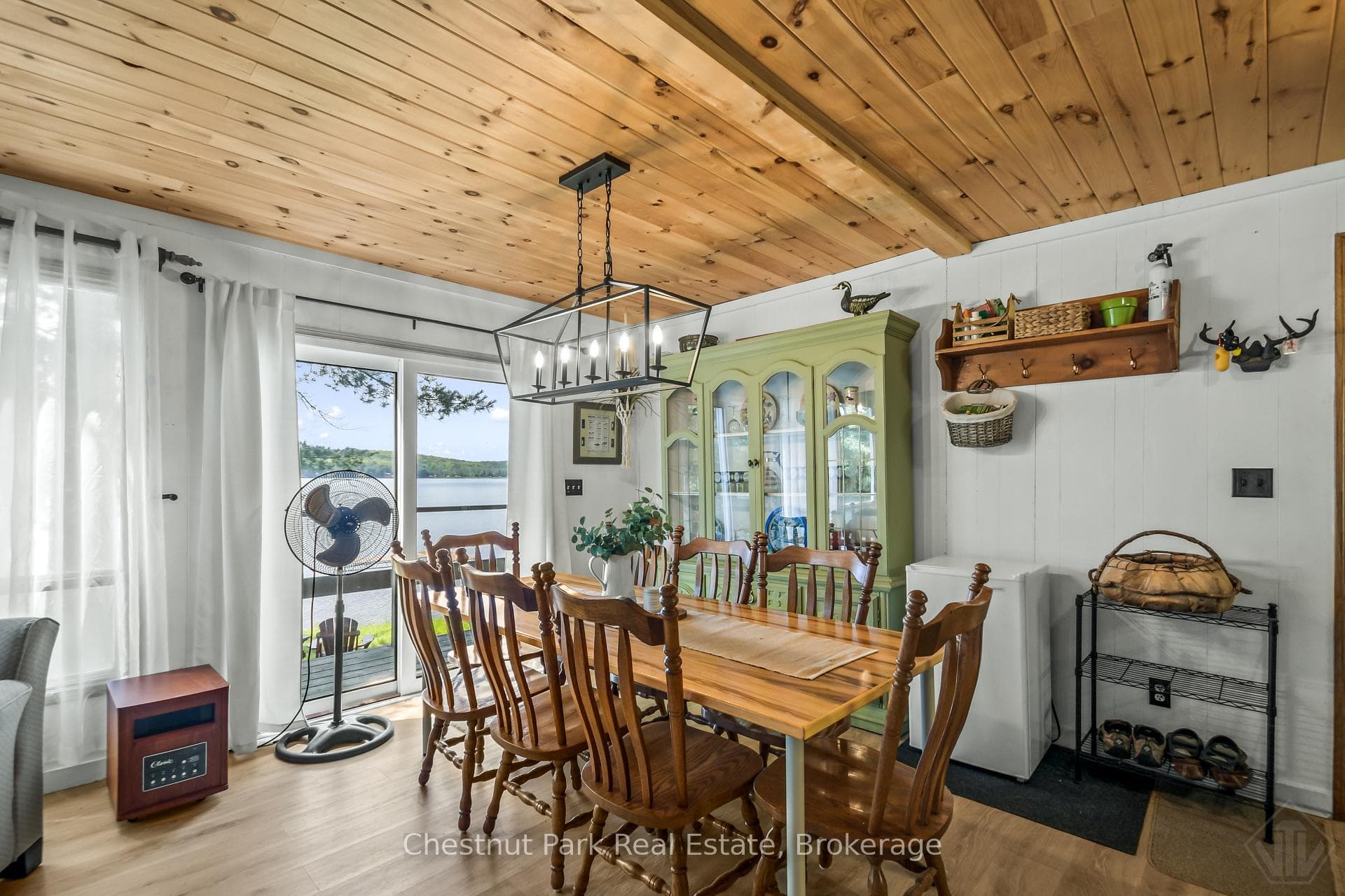 254 Chapman Drive photo 32