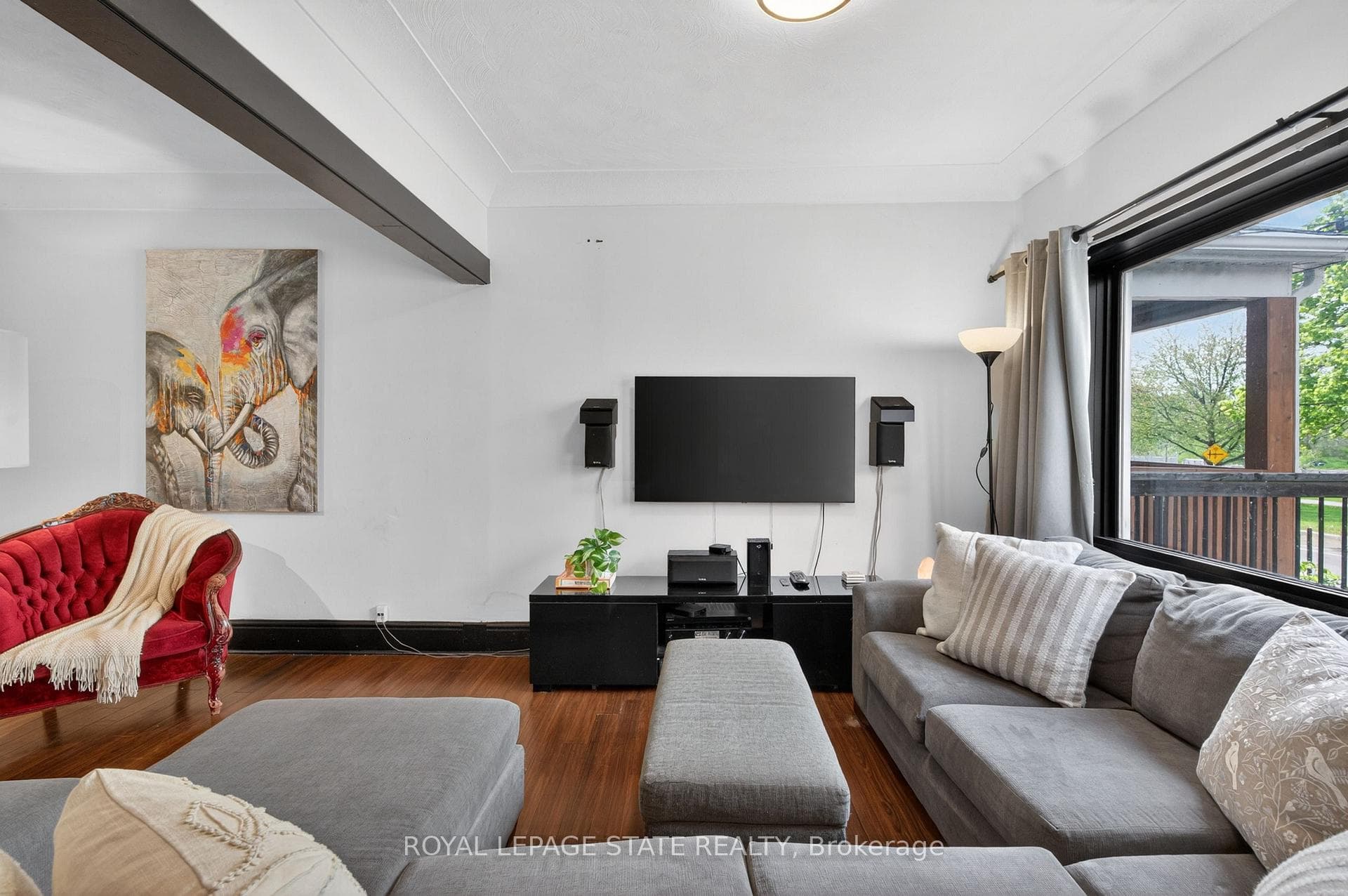 147 Strachan Street photo 8