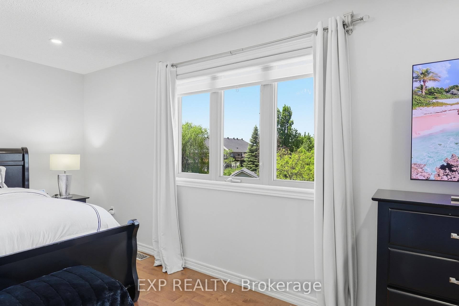 194 Southbrook Drive photo 22
