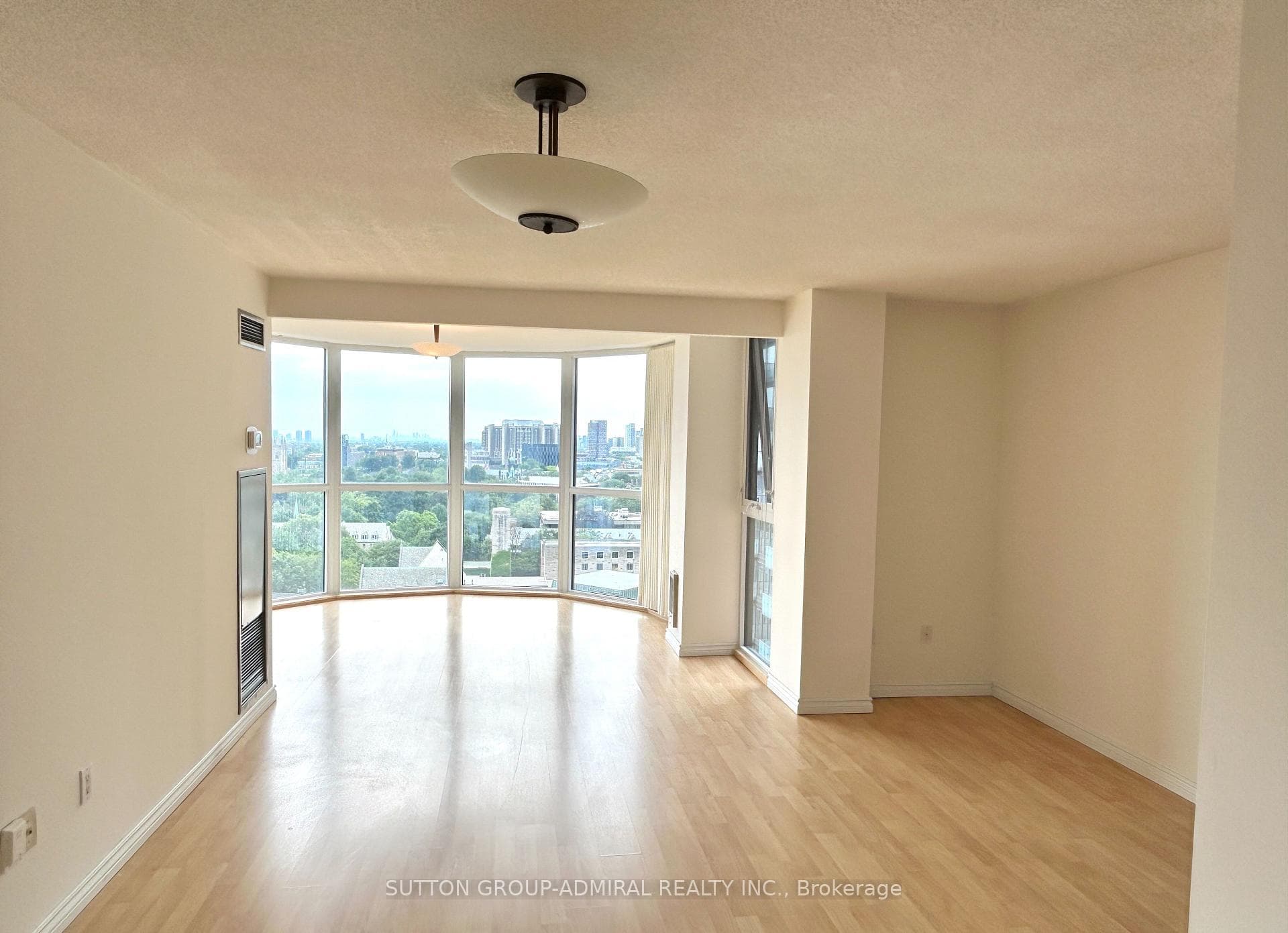 1055 Bay Street Unit 1611 photo 11