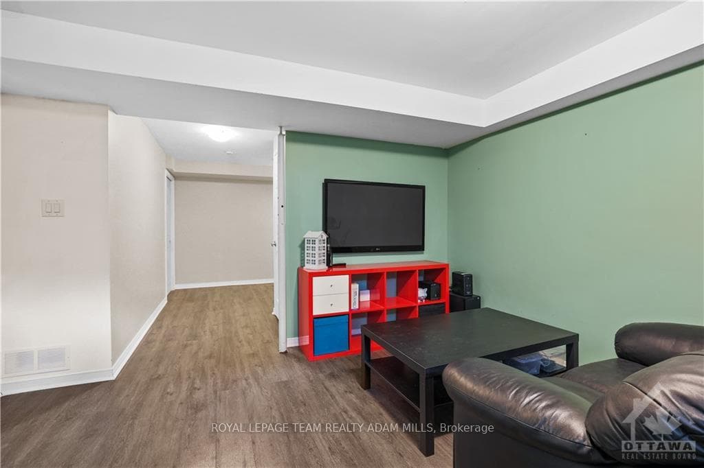 58 YOHO Drive photo 26