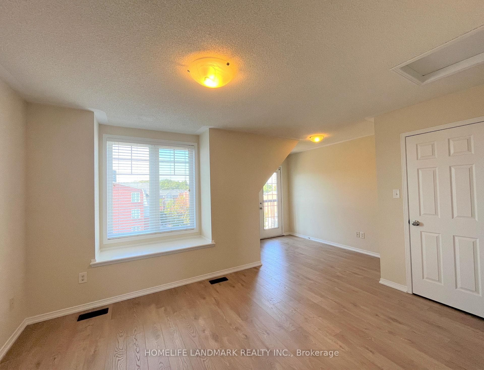 79 John Bell Crescent photo 24