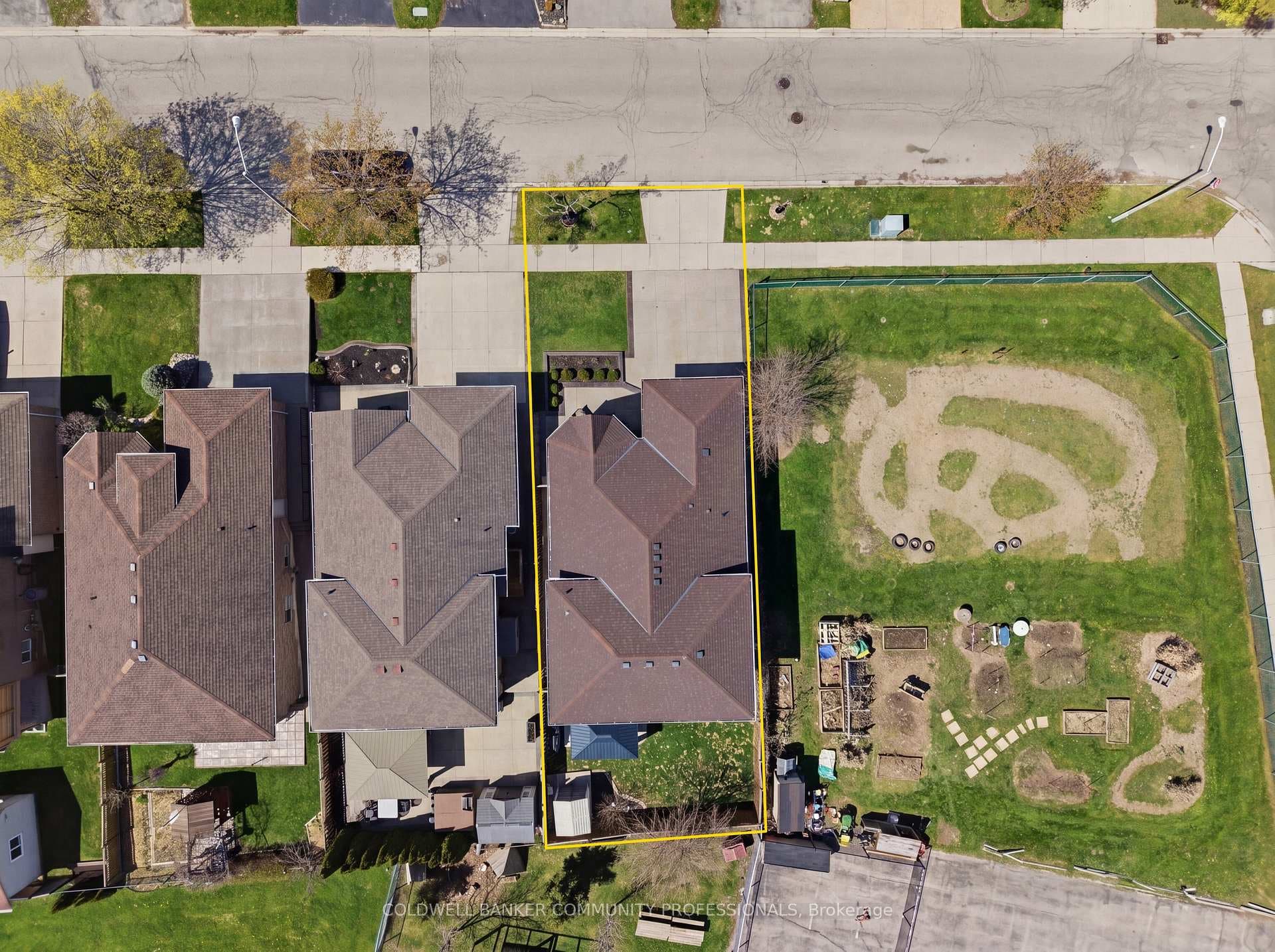 28 Glenhollow Drive photo 42
