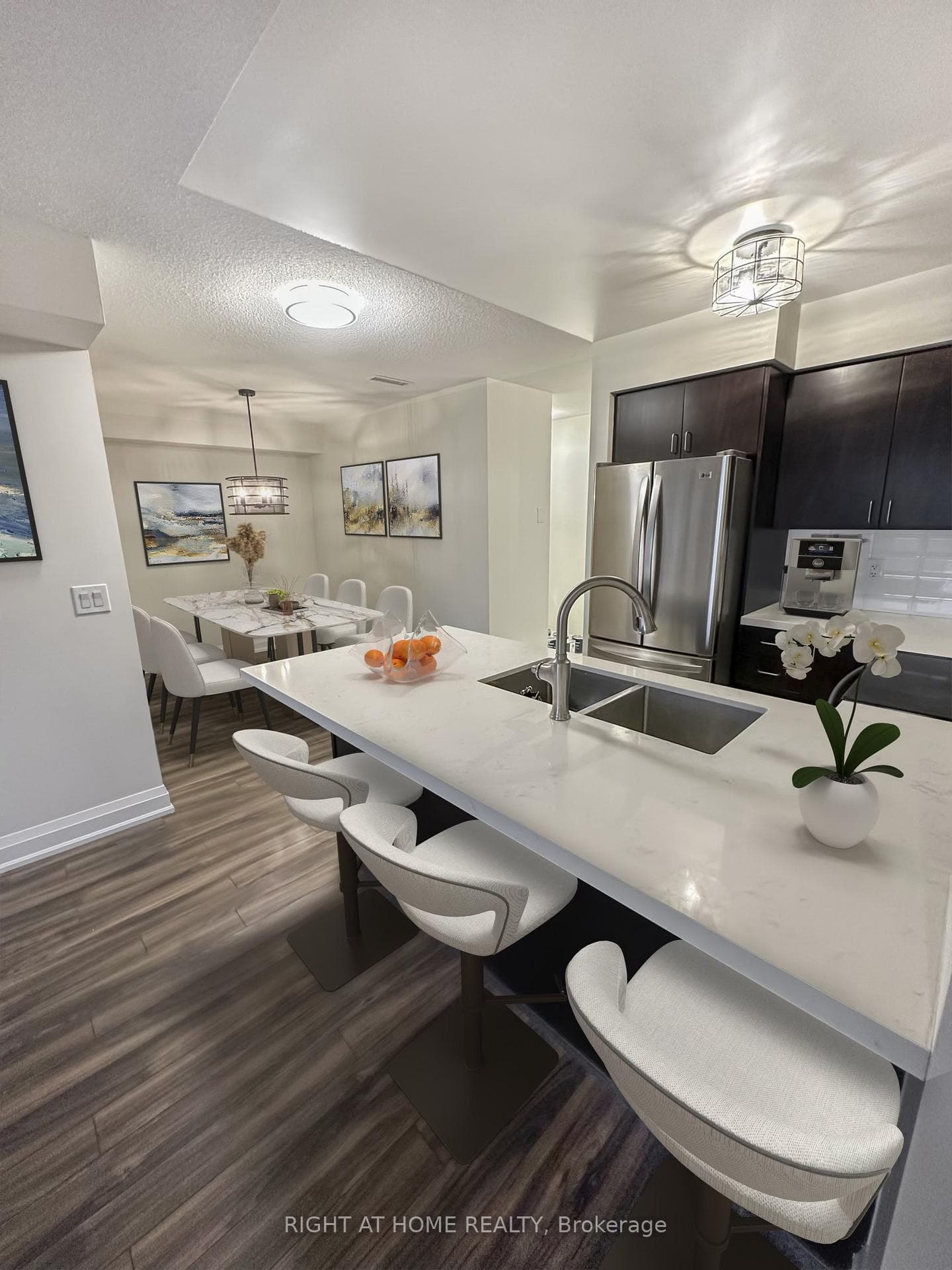 1070 Sheppard Avenue Unit 608 photo 2