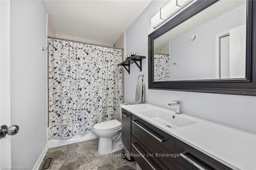 317 ROSE ABBEY Drive photo 22