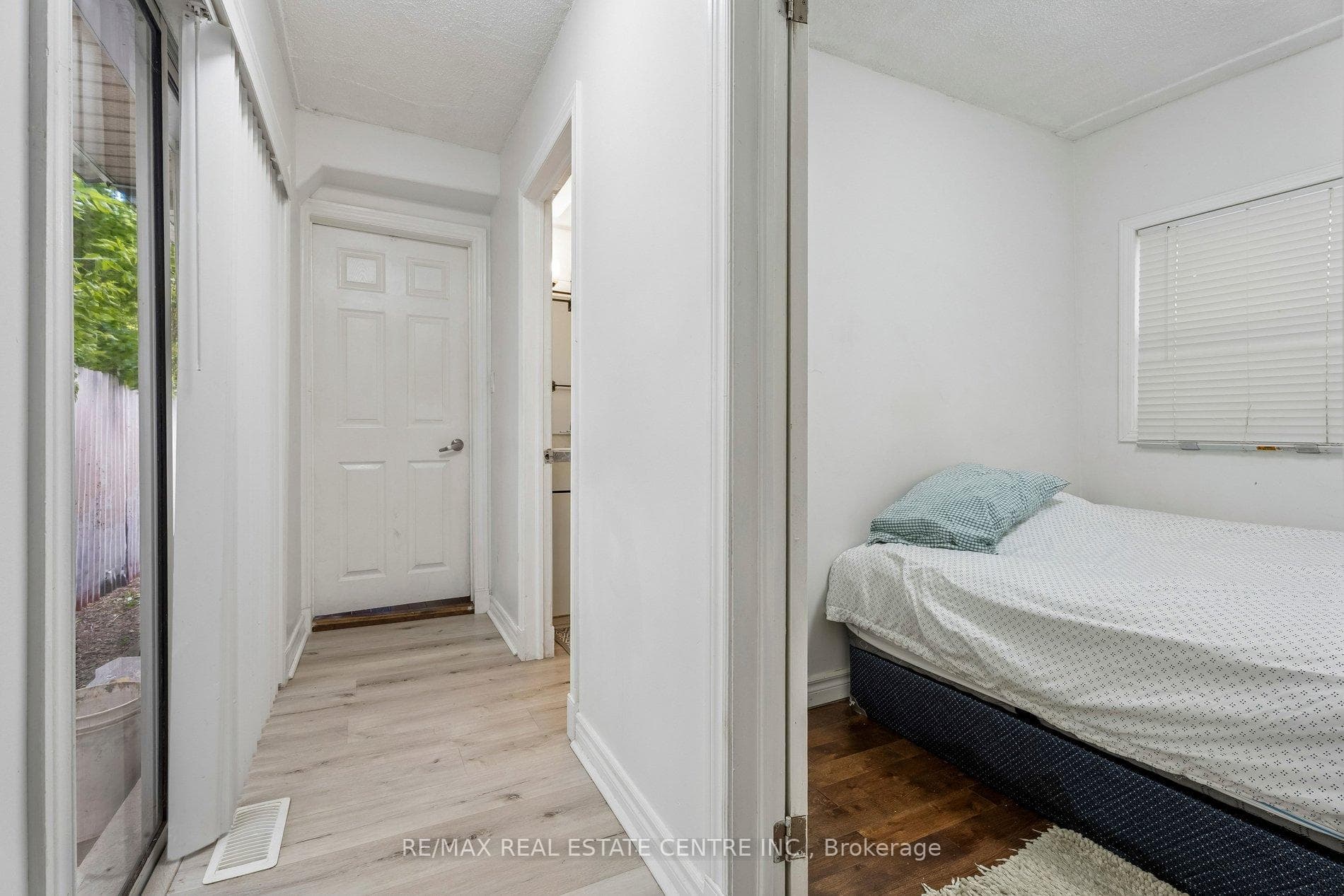43 Whitfield Avenue photo 29
