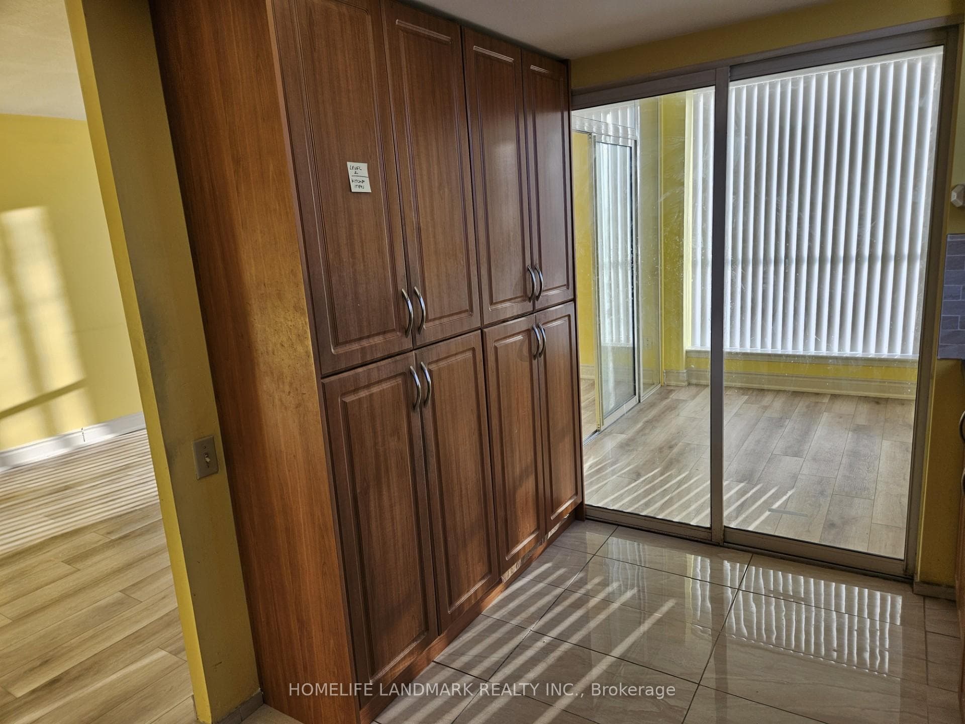 2460 Eglinton Avenue Unit 605 photo 9