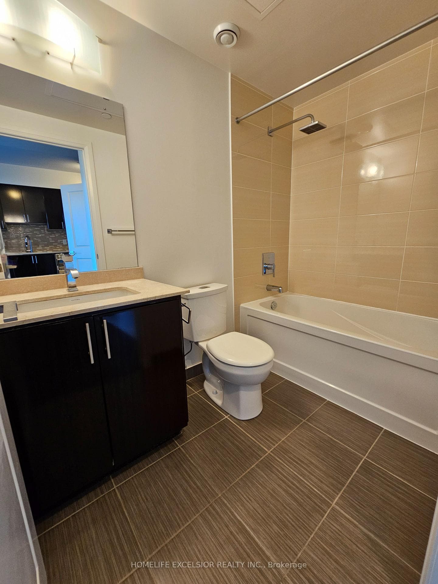 7161 Yonge Street Unit 2027 photo 13